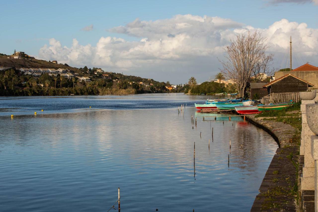 Case Panoramiche Sul Lago Messina Eksteriør billede